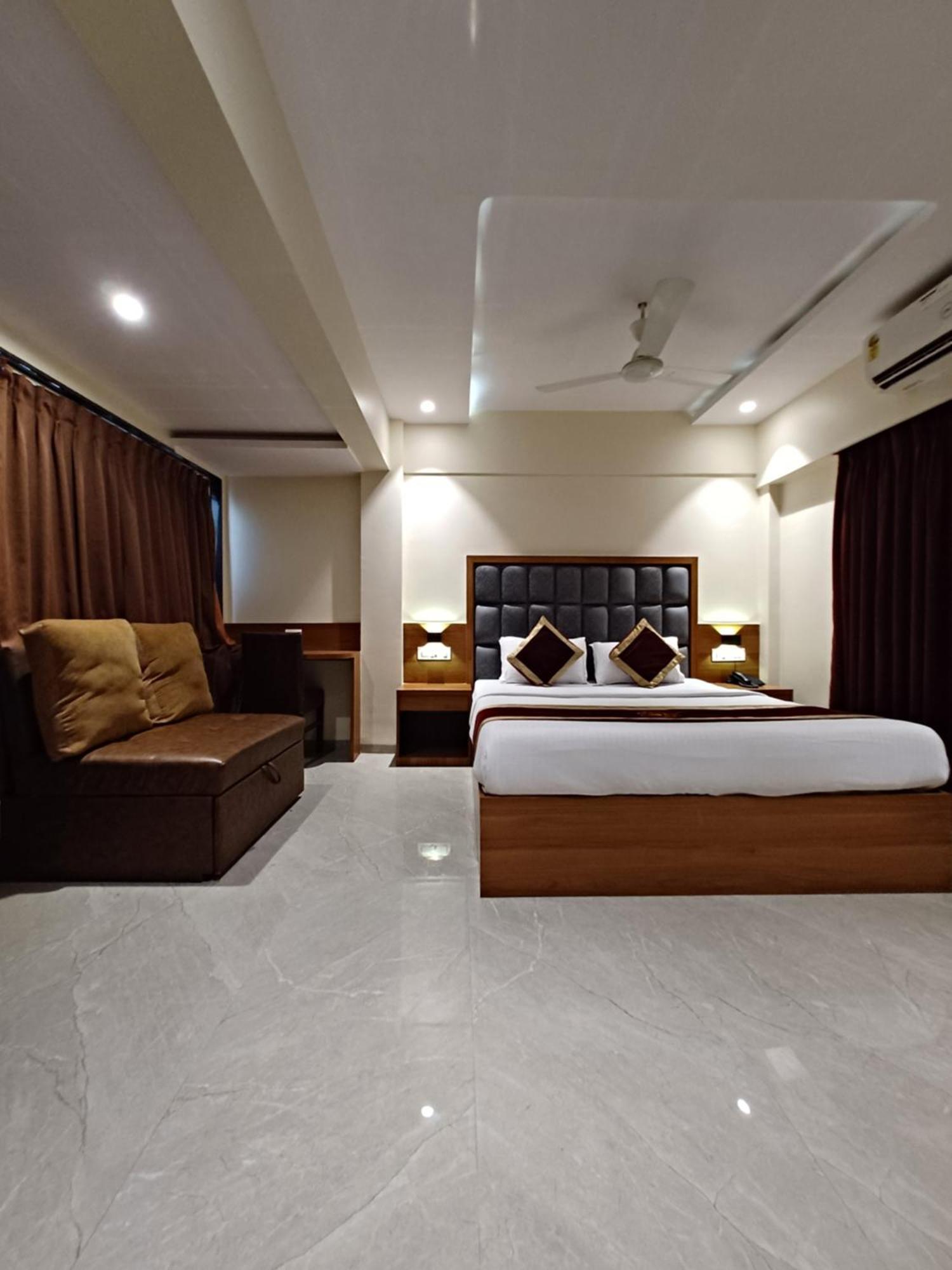 Hotel Ratna Mahal Bombay Extérieur photo