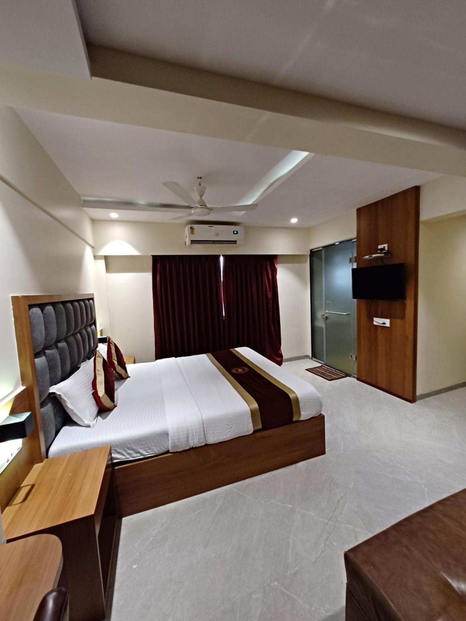 Hotel Ratna Mahal Bombay Extérieur photo